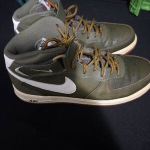 Nike Men's Olive Green High-Top Sneakers